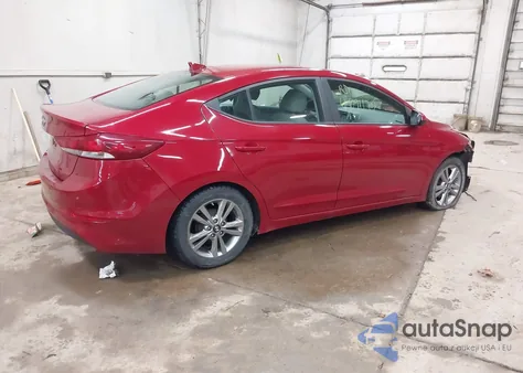 2017 Hyundai Elantra Se z USA, uszkodzony, nr VIN KMHD84LF5HU405840